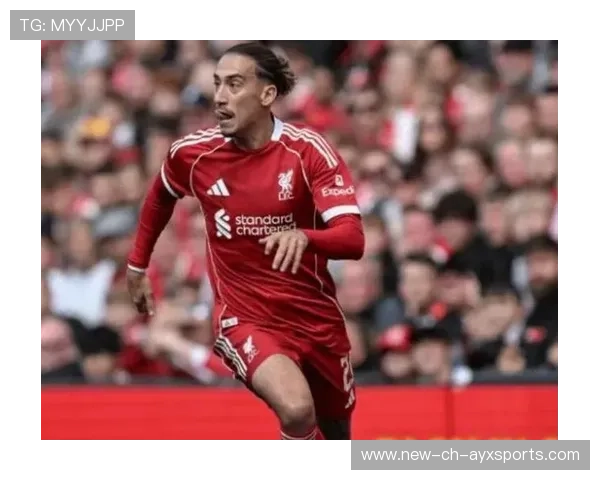 利物浦齐米卡斯传球与弧线球练习